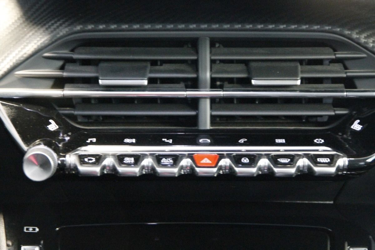 Fahrzeugabbildung Peugeot 2008 (P1) Allure