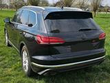 Volkswagen VW Touareg III  schwarz-wenig km - Volkswagen Touareg: Ii