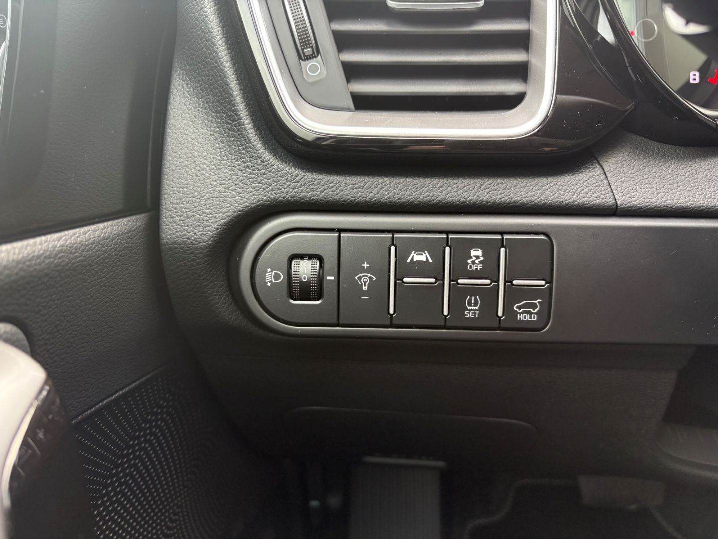 Fahrzeugabbildung Kia XCeed Spirit TotWinkAss NotBremsAss P2