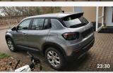 Jeep Avenger 1.2 DCT6 e-Hybrid Altitude Altitude - Jeep Avenger mit Benzin-Antrieb: Geländewagen, Automatik