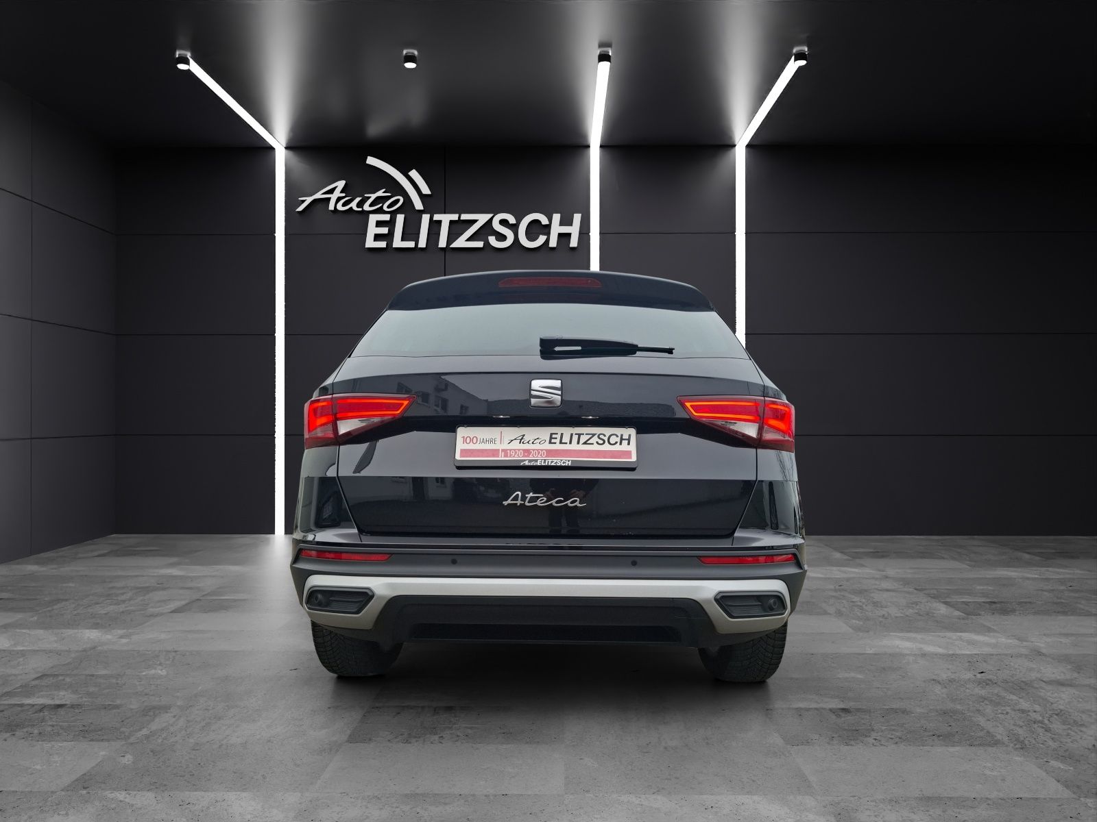Fahrzeugabbildung SEAT Ateca TSI Style DSG LED Navi AID ACC Park-Assist