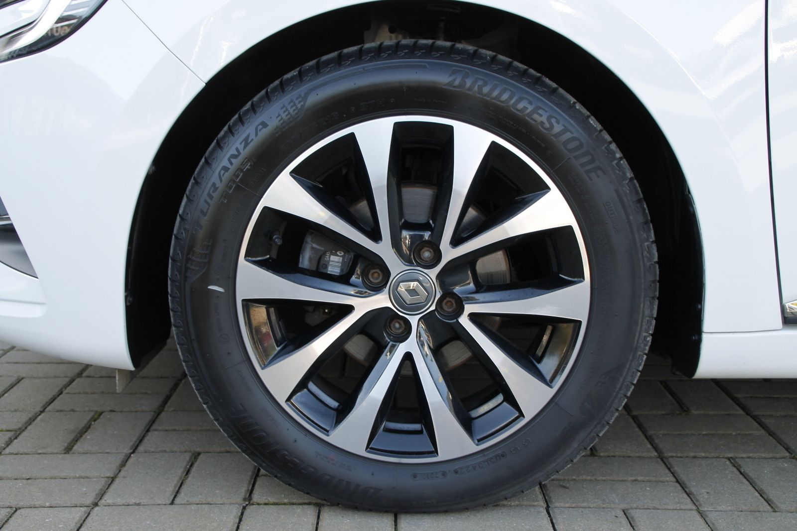 Fahrzeugabbildung Renault Clio V TECHNO TCe 90