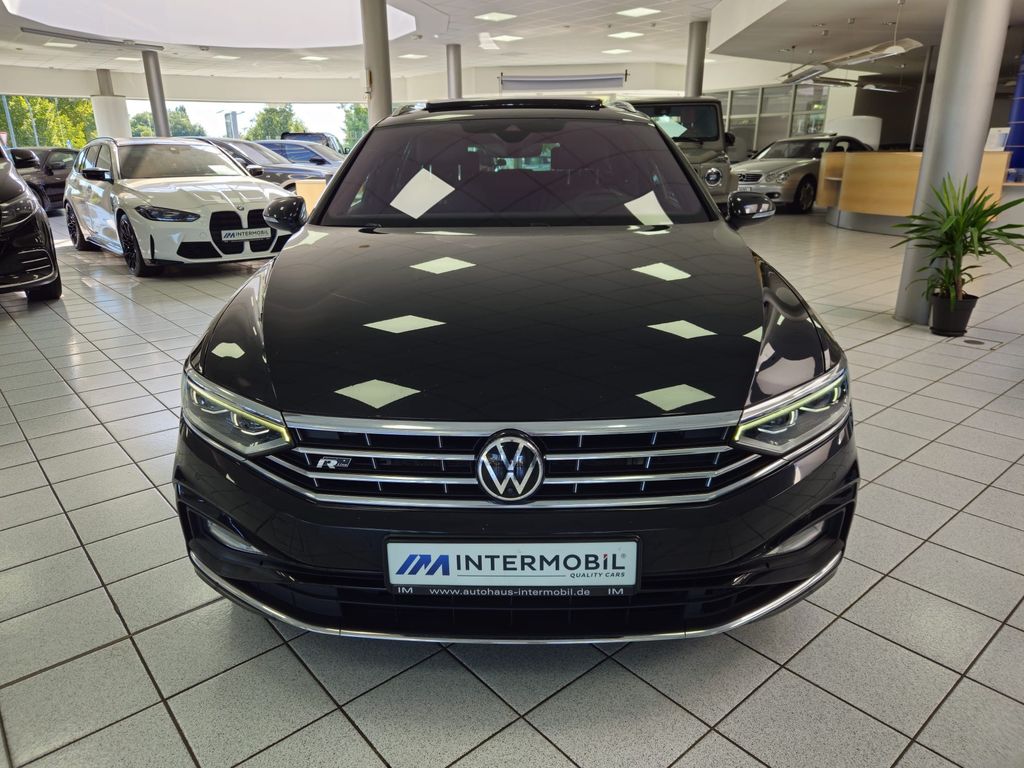 Volkswagen Passat Variant Elegance 4M R-line*PANO*HUD*STHZG