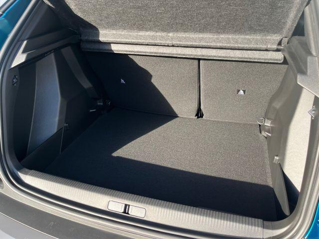 Peugeot 2008 Benzin 100 Style (U)