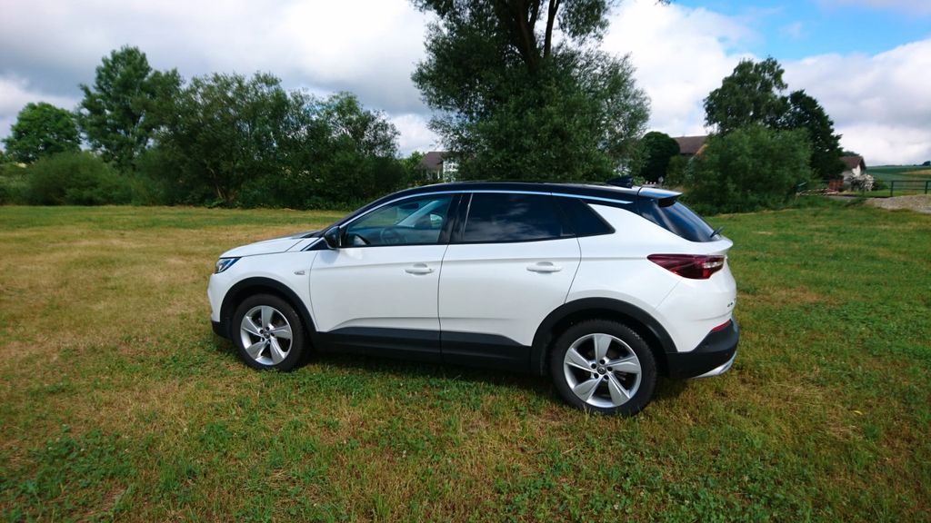 Image of Opel Grandland (X)