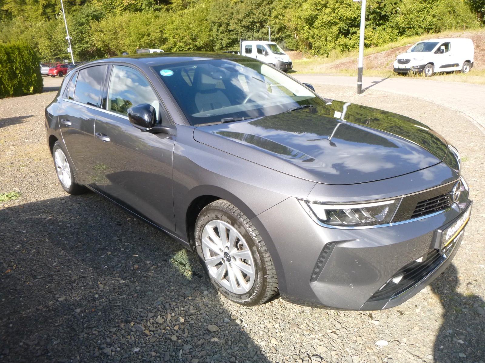 Opel Astra L Elegance *AHK