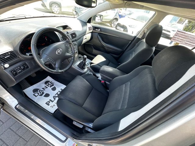 Toyota Avensis  1.8 Sol Liftback