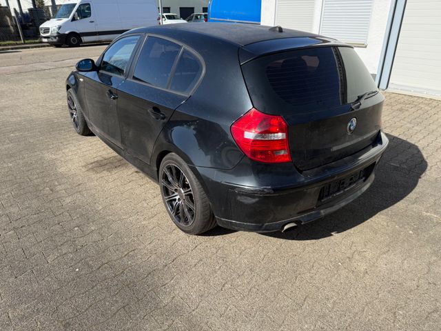 BMW 120d*NAVI*TEMPOMAT*