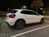 Mercedes-Benz GLA 200 AMG-Line Night-Paket Sport Ambiente Com - Mercedes-Benz GLA 200 in Krefeld