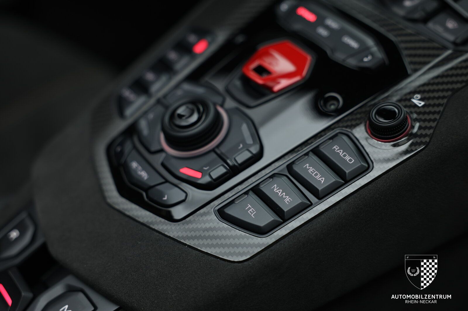 Lamborghini Aventador - Bild 22