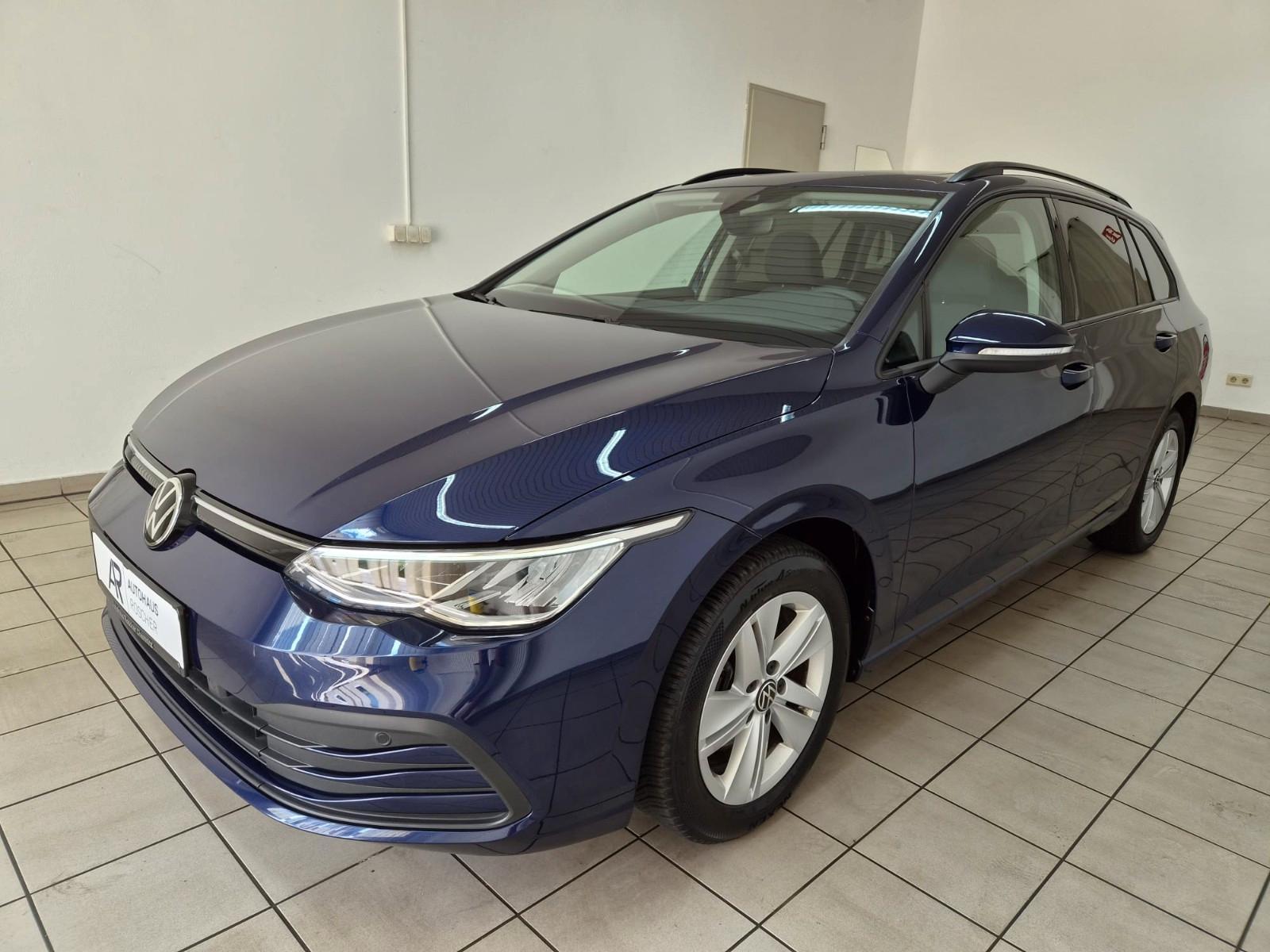 Volkswagen Golf VIII Variant 1.5 TSI Life LED Panorama ACC