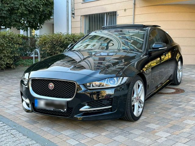 Jaguar XE 20d British R Sport AWD