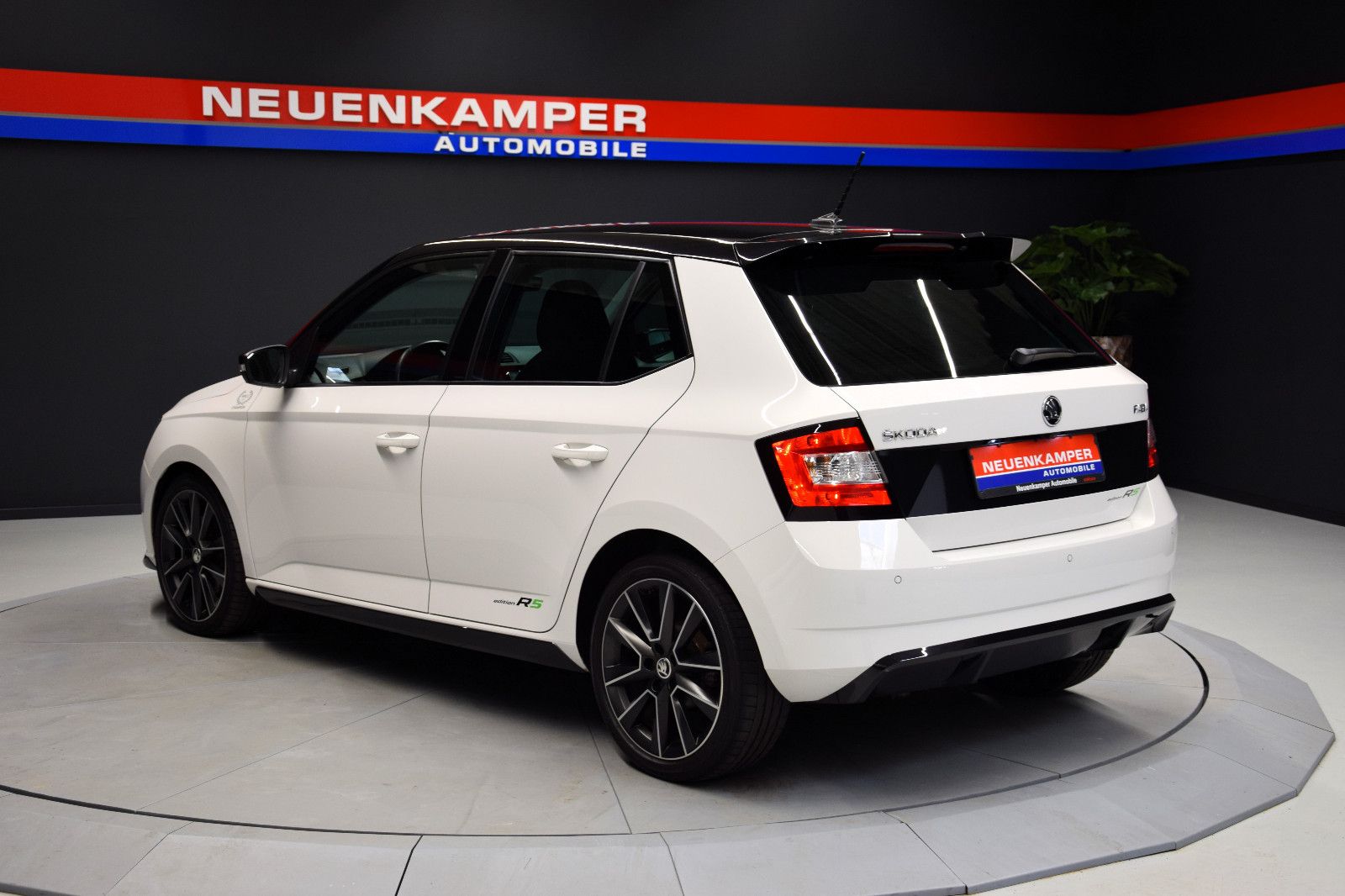 Fahrzeugabbildung SKODA Fabia R5 DSG Kamera Navi Klima ACC Shz PDC
