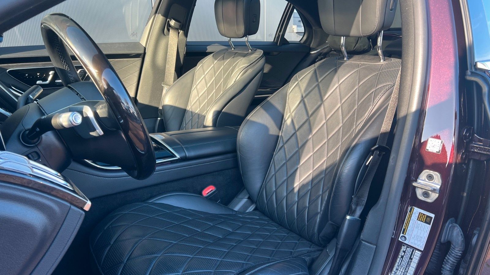 Fahrzeugabbildung Mercedes-Benz S500 4Matic Lang*AMG*LUFT