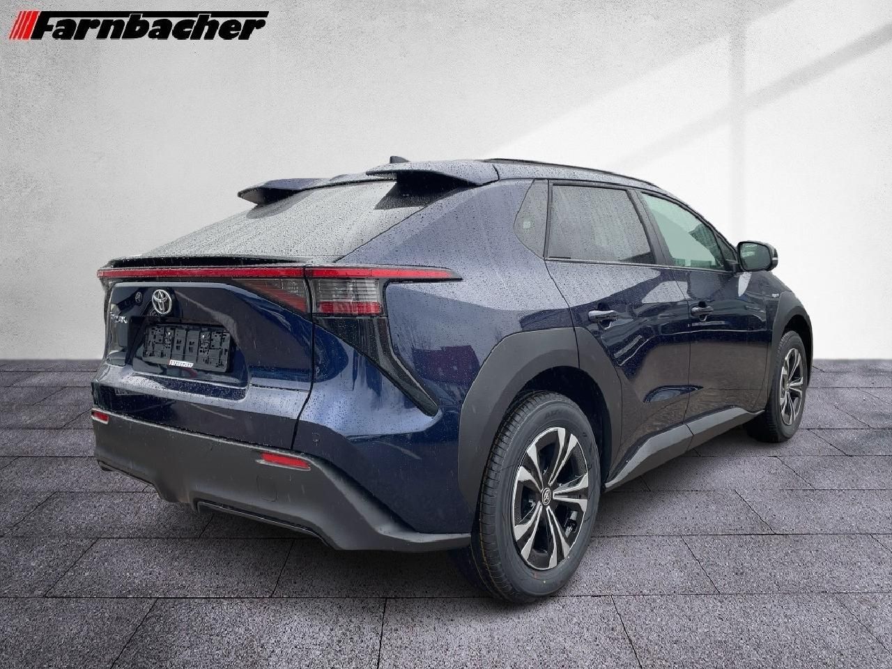 Fahrzeugabbildung Toyota bZ4X 150 kWh FWD 4x2 Teamplayer