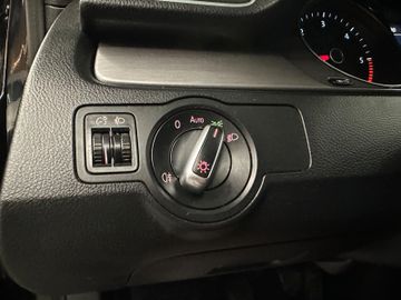 MYAUTOCENTER – Gebraucht- und Jahreswagen mit Werkstattservice in Pfaffenhofen Volkswagen Passat Variant Comfortline BlueMotion *AHK*Klima