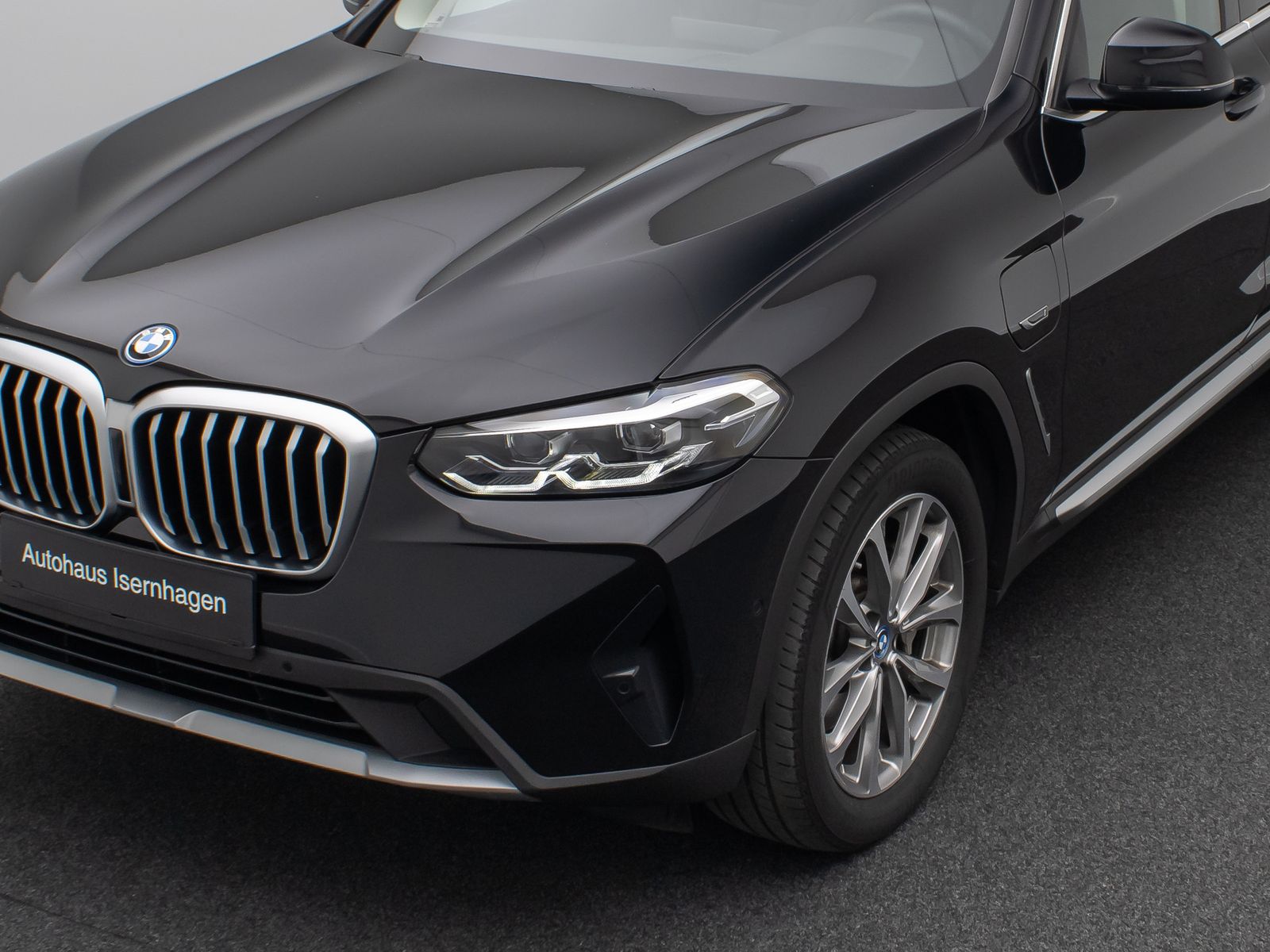 Fahrzeugabbildung BMW X3 xD30e DAB Kamera Panorama 19Zoll Leder Sport