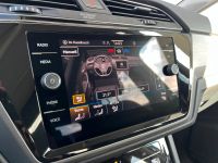 VW Touran 1.5 TSI DSG R-Line Ex 7SI KAM AHK 4J GAR bei Autohaus Landmann & Maier OHG