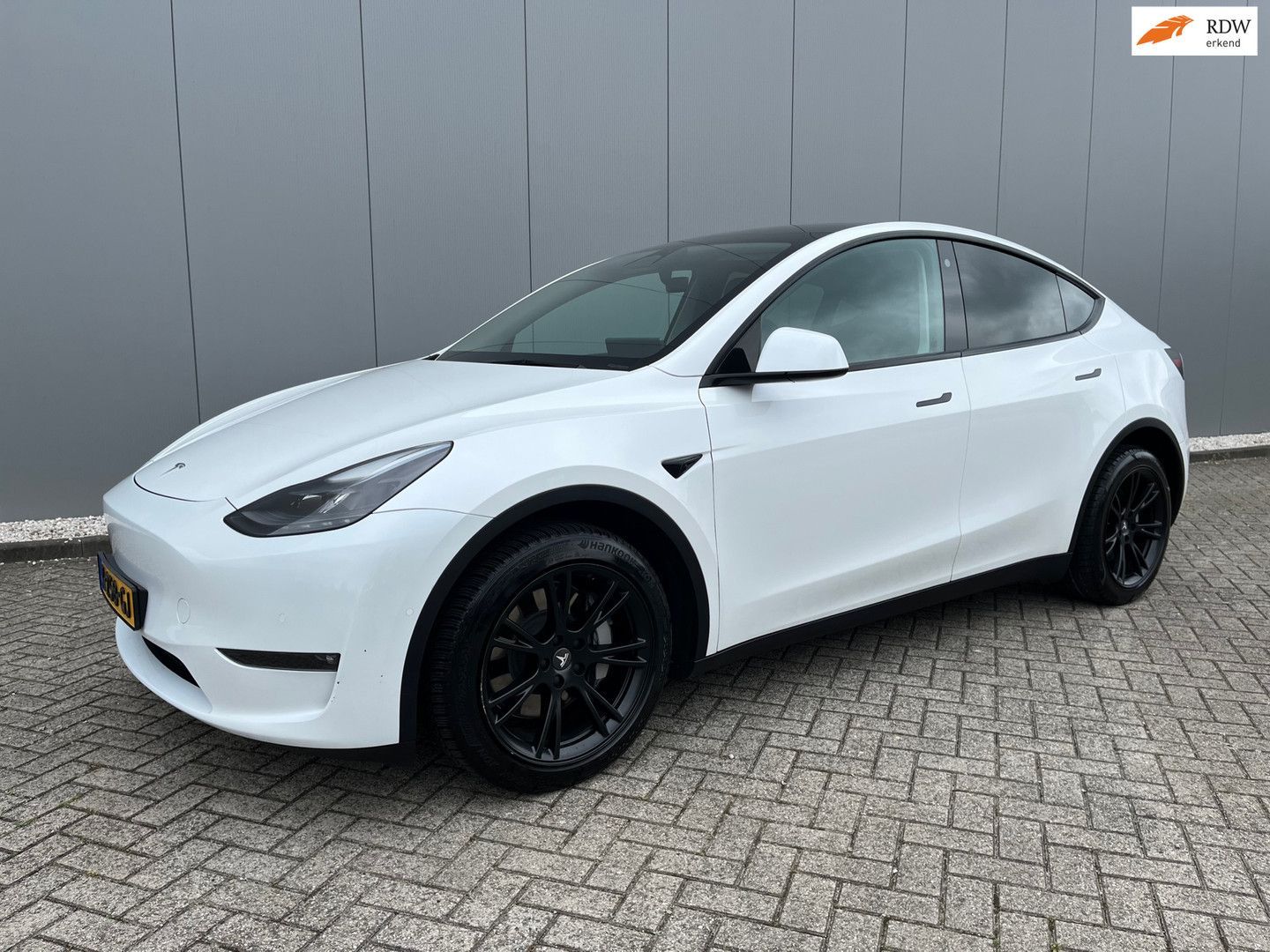 TESLA Model Y Long Range AWD 75 kWh/ SOH 91.9 %/ 27000