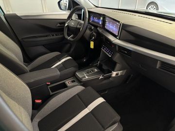 Fotografie des Opel Frontera 1.2 DI Hybrid 48V eDCT Edition (1G)