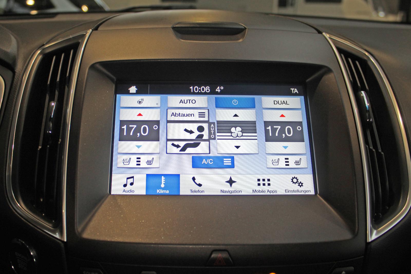 Ford Edge Titanium 4x4(PANO, Business Paket, Leder)