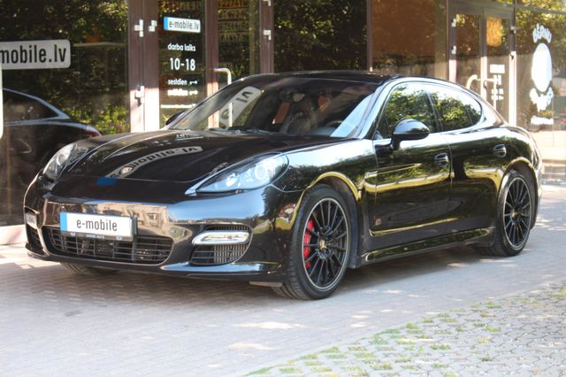 Porsche Panamera Turbo, Sehr Gepleght