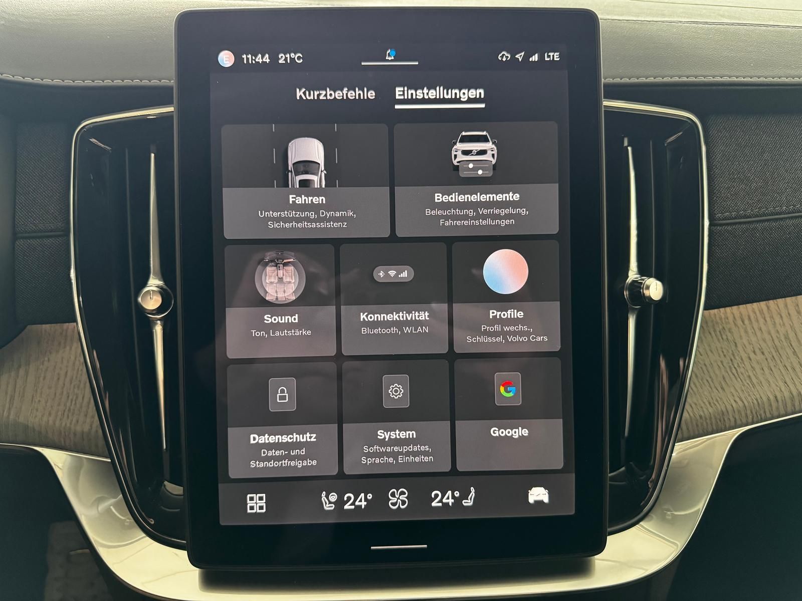 Volvo XC90 - Bild 18