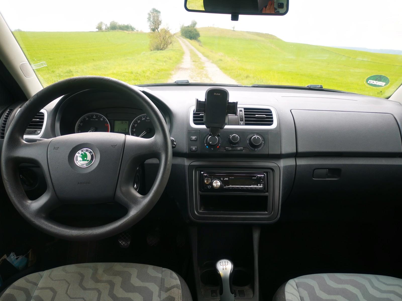 Skoda Fabia 2009 — photo 12