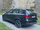 BMW X5 xDrive40d Vollleder Standheizung CarPlay  - BMW X5 mit Diesel-Antrieb: mit Apple Carplay, Geländewagen