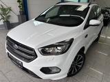 Ford Kuga 2.0 TDCI*4X4*ST-LINE*NAV*BI-XN*AHK*ACC*SPUR - Ford Kuga ST-Line mit Diesel-Antrieb