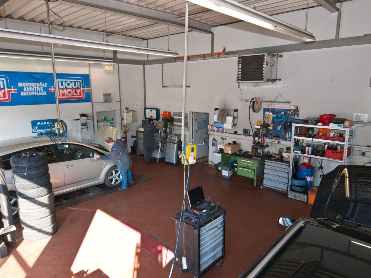 showroom-image-main