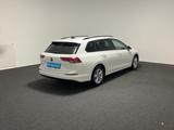 Volkswagen Golf VIII Variant 2.0 TDI DSG Life ACC AHK LED - Volkswagen Golf Golf2 mit Diesel-Antrieb