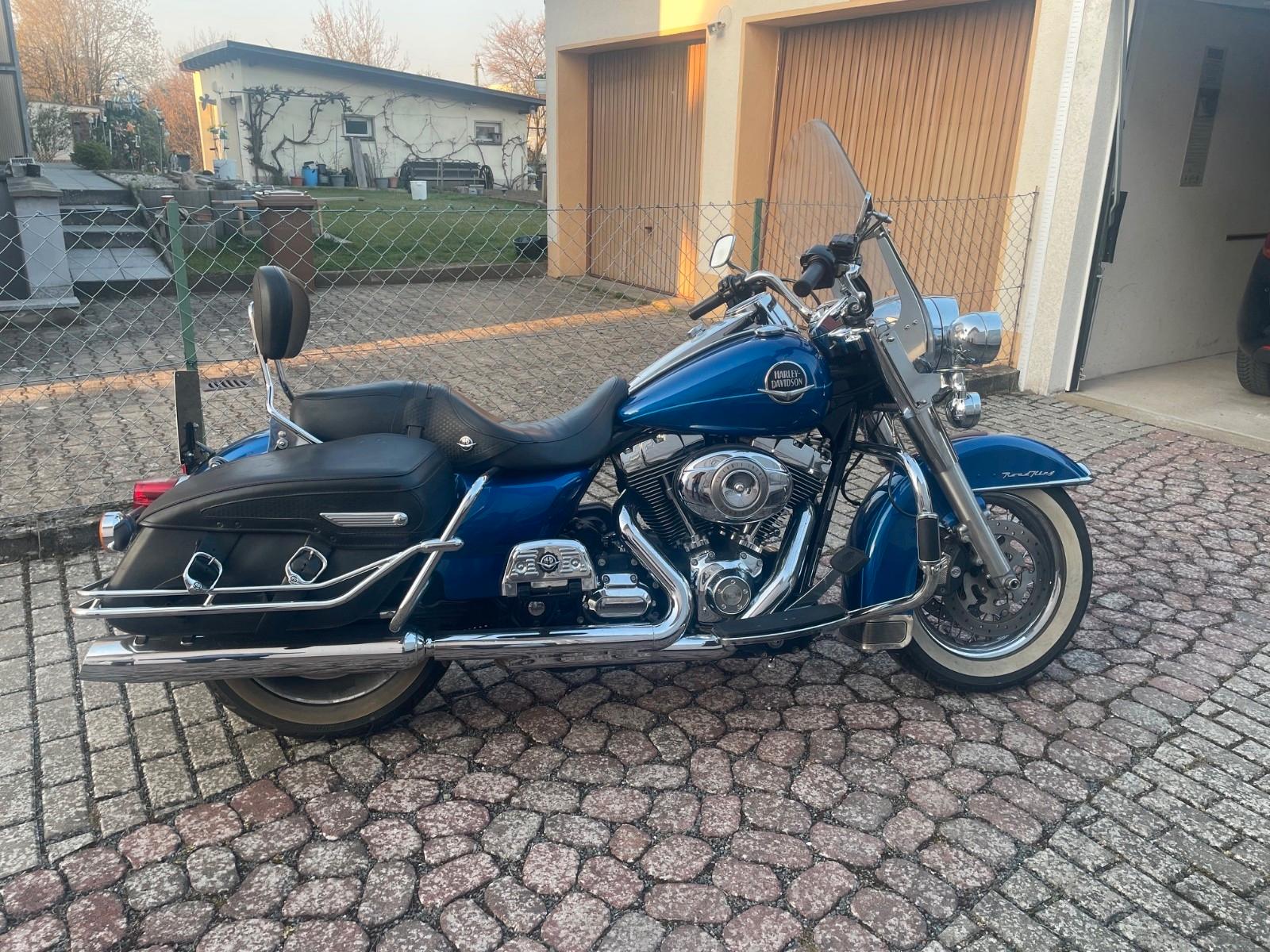 Harley-Davidson FLHRC Road King Classic