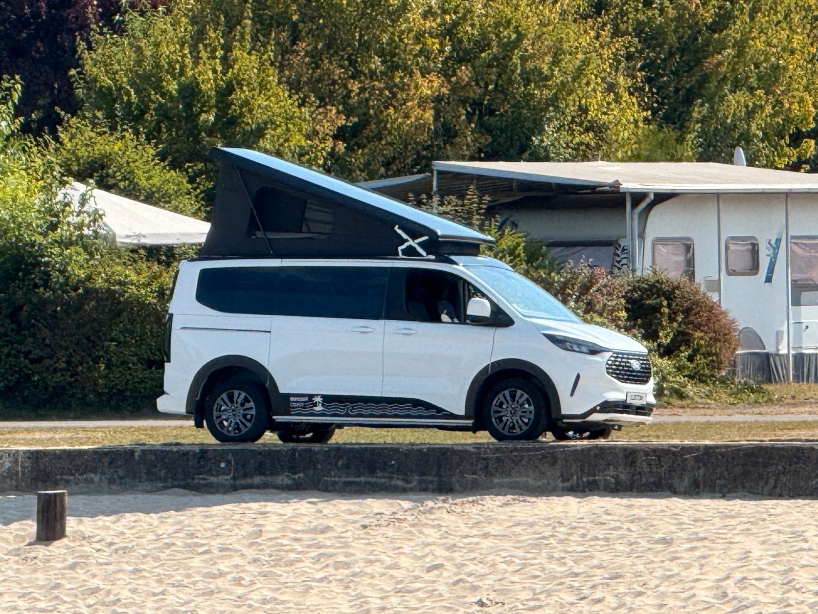 Vehicle image Ford Nugget L1 Coast | New model V710