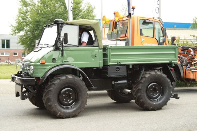 Unimog U900,U406,U417,Cabrio,Agrar