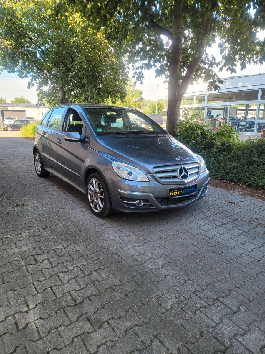 Mercedes-Benz B 180 BlueEFFICIENCY/RENTNER FAHRZEUG