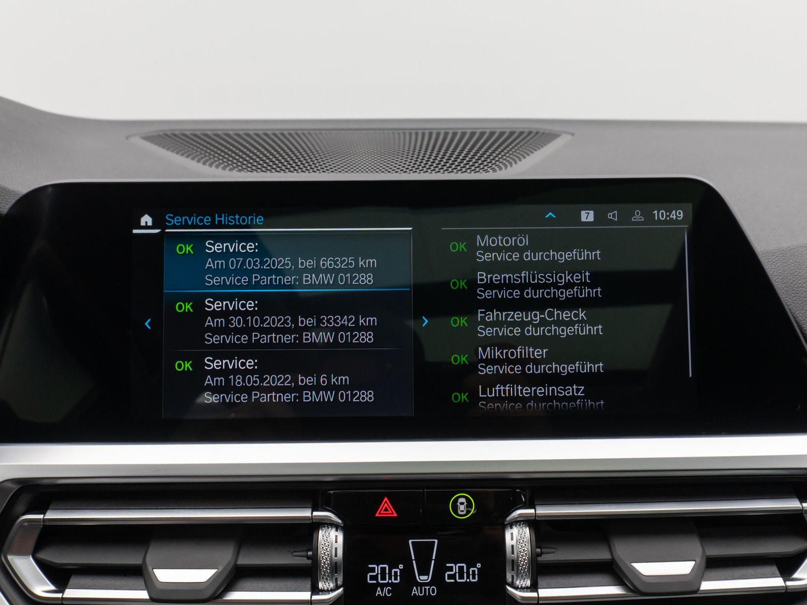 Fahrzeugabbildung BMW 320e Sport Line Panorama DAB CockPitPr PDC Alarm