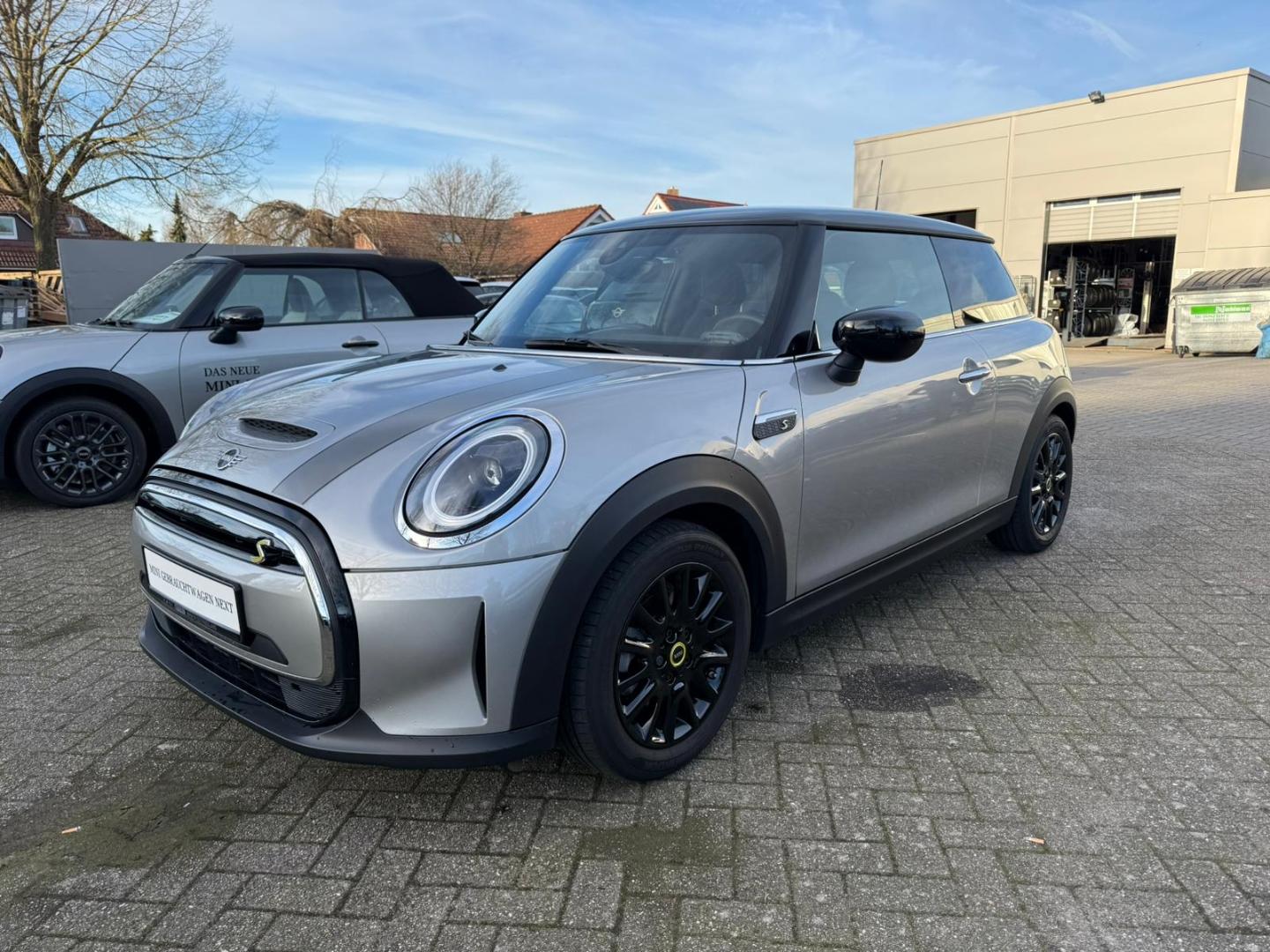 MINI Cooper SE Classic Trim 3-Türer Navi, Sitzheitzun