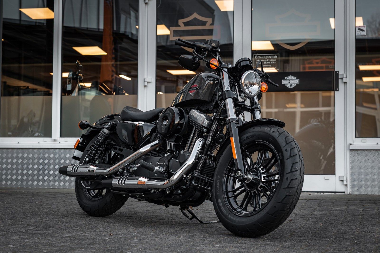 Fahrzeugabbildung Harley-Davidson XL1200X SPORTSTER FORTY-EIGHT Neufahrzeug
