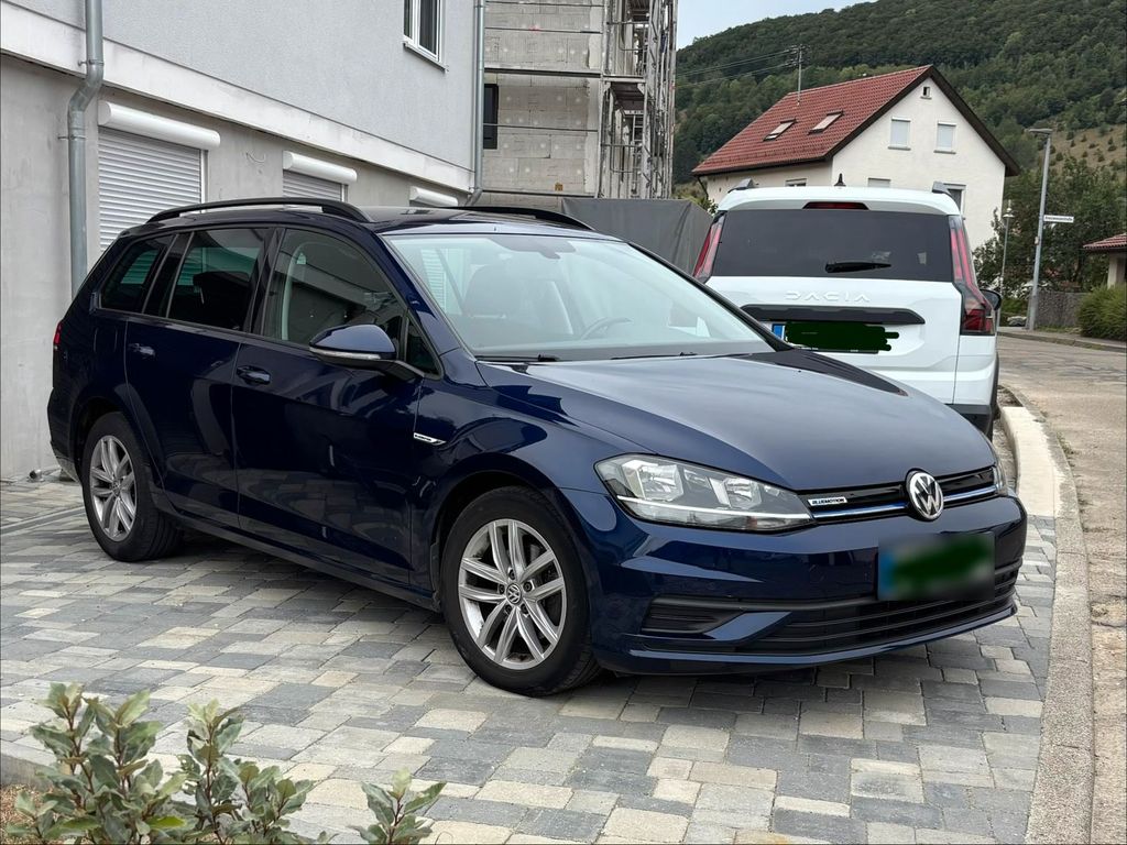 Image of Volkswagen Golf