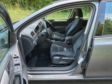 Volkswagen Golf - 9
