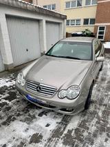 Mercedes-Benz 220 cdi - Mercedes-Benz 220 in Köln
