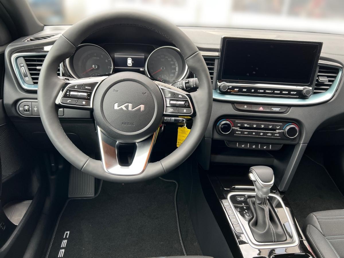 Kia cee'd SW Nightline 48V DCT