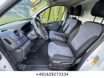 Opel Vivaro - 12
