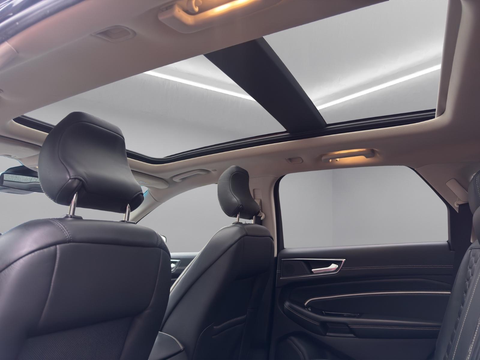 Ford Edge Vignale 4x4 Kamera Leder LED Pano Spurhalte