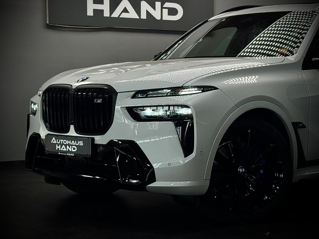 BMW X7 M60