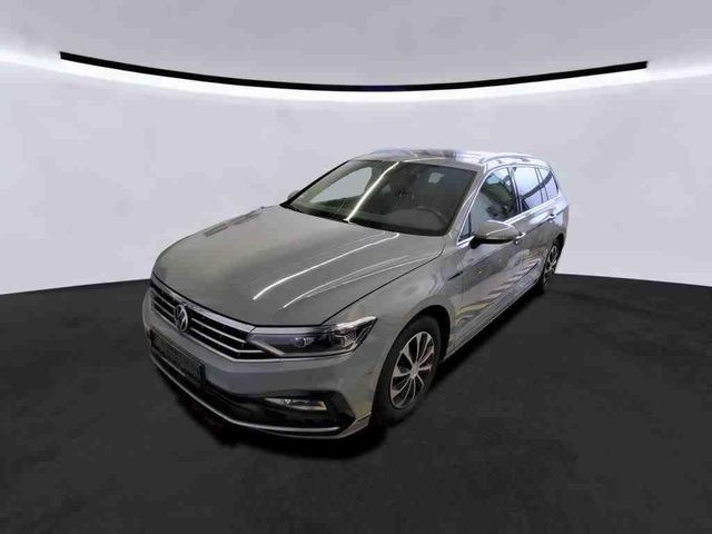 Volkswagen Passat Variant R LINE 2.0 TDI/TRAVEL/MATRIX/PANO