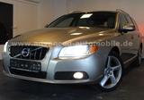 Volvo V70 Kombi Summum AWD|ACC|XEN|LEDER|AHK|NAVI|18| - Volvo V70 mit Benzin-Antrieb: Kombi, Automatik