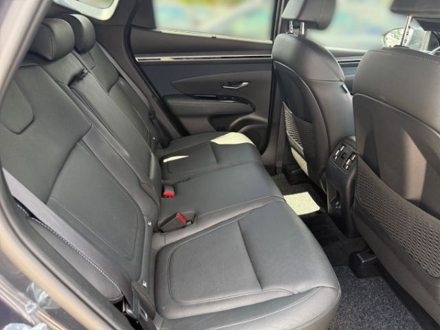 Fahrzeugabbildung Hyundai Tucson Prime Mild-Hybrid 1.6 Panodach Navi Leder