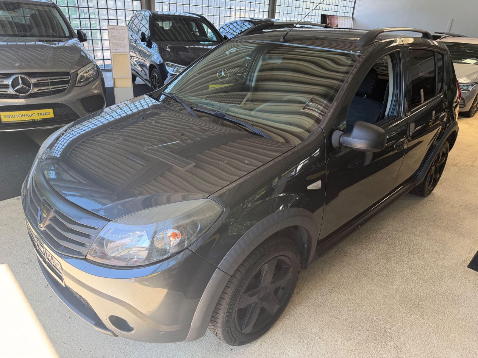 Fahrzeugabbildung Dacia Sandero Stepway